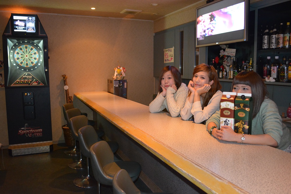 Bar Legend(レジェンド) | 日向のガールズバー